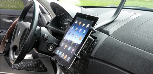 Supporti auto e moto per iPad